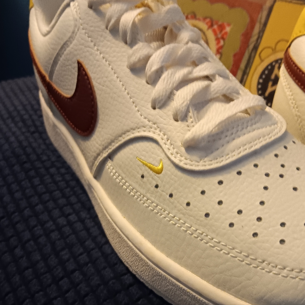 Nike Shoes (NWOT)